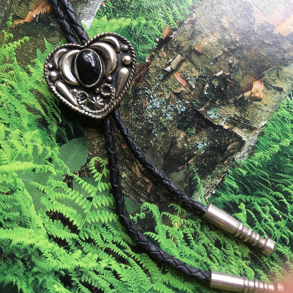 Silver 💜 Bolo tie